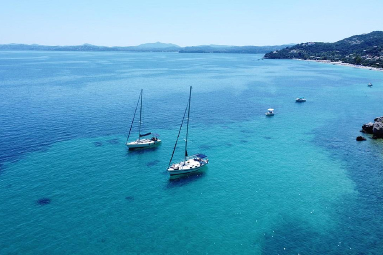 Corfu: Privé zeiltocht naar de grotten aan de noordoostkust