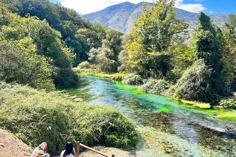 Ksamil oder Saranda: Blaues Auge &amp; Lekuresi-Burg 4-stündige Tour