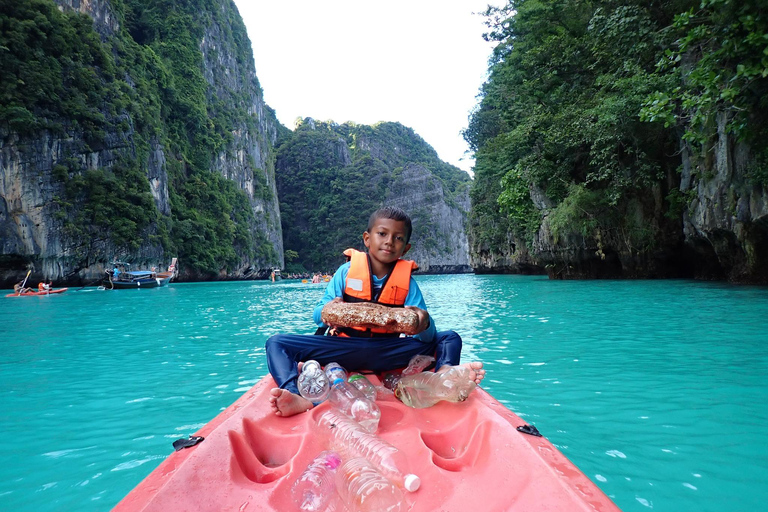 Koh Phi Phi : Pirat båttur med snorkling och kajakpaddling