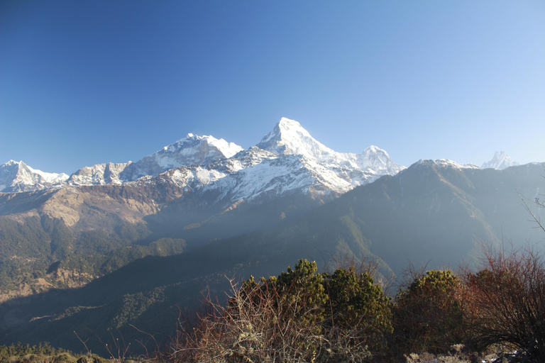 De Katmandu: Trekking de 13 dias na colina Poon e no acampamento base do AnnapurnaDe Katmandu: 13 dias de caminhada na Colina Poon e no acampamento base do Annapurna