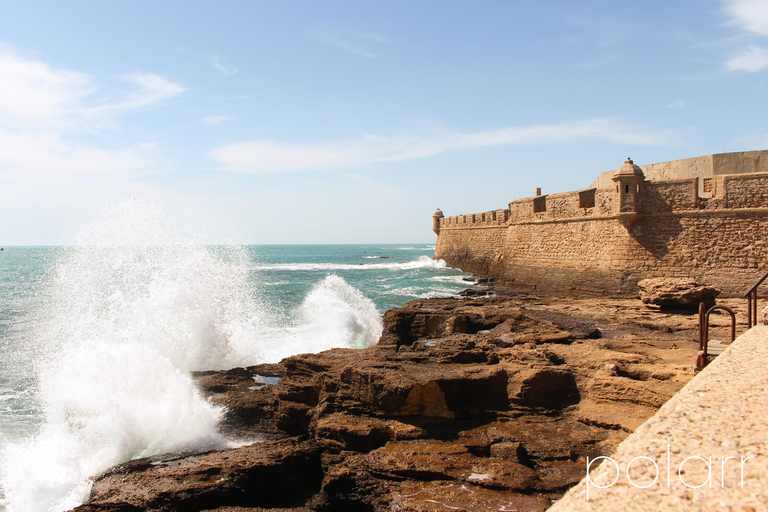 Tour of Cadiz. Its history, anecdotes and curiosities. Tour of Cadiz. Its history, anecdotes and curiosities.