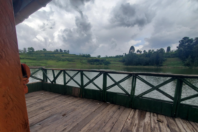 THREE (3) DAYS UGANDA GORILLA SAFARI WITH LAKE BUNYONYI.