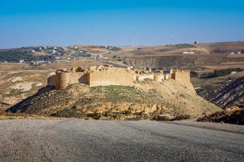 Amman - Petra - Kleine Petra en Shobak Castle Volledige dagtripAmman-Petra-LittlePetra-Shobak Castle Minibus voor een hele dag 10pax