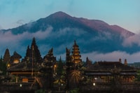 Oost -Bali, tempels, veren en stranden - Housity