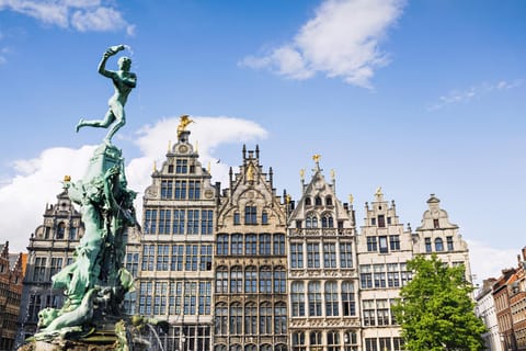 Antwerp: Self-Guided City Walking Tour with Audio Guide