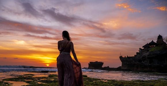 Bali: Tanah Lot, Jatiluwih Terrace, & Ulundanu Beratan Tour