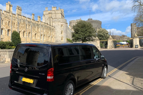 Londres: Serviço de veículo particular com ingressos para o Castelo de Windsor