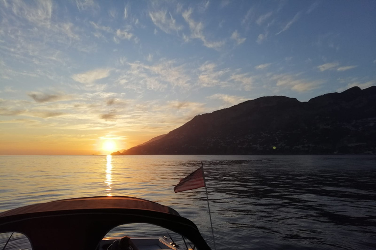 Au départ de Maiori : excursion privée d'une journée entière à CapriVisite privée d'une journée complète de Capri