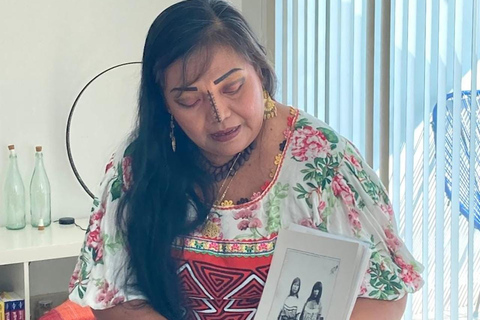 Panama City: Guna Mola Workshop with Indigenous Instructor
