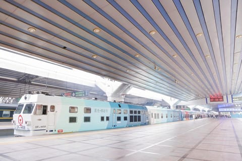 Beijing: Starlight Yanzhao Express Panoramic Scenic Train