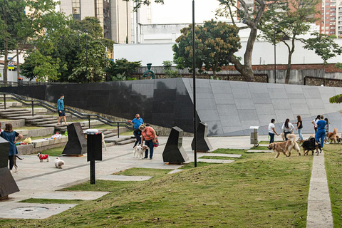 Medellín: Tour guiado pela história sombria de Pablo Escobar