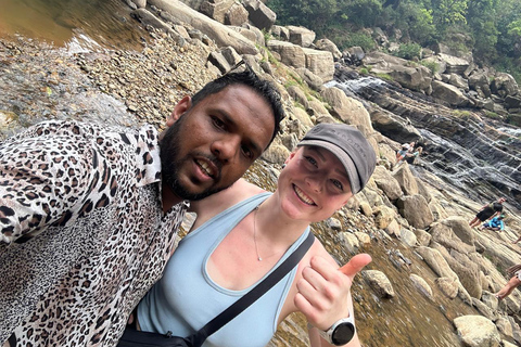 CMB/Negombo: Sigiriya, Kandy & Ella Private Tour with Driver Private Van with Driver – Up to 50 km