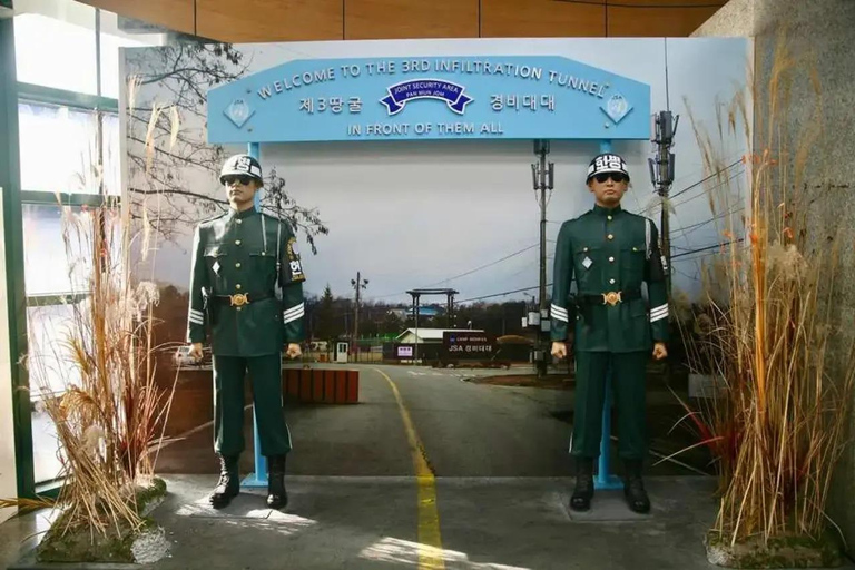 DMZ Private Tour 3rd Tunnel & with Suspension Bridge Private Group (UP to 6 People) Hotel Pickup & Dropoff