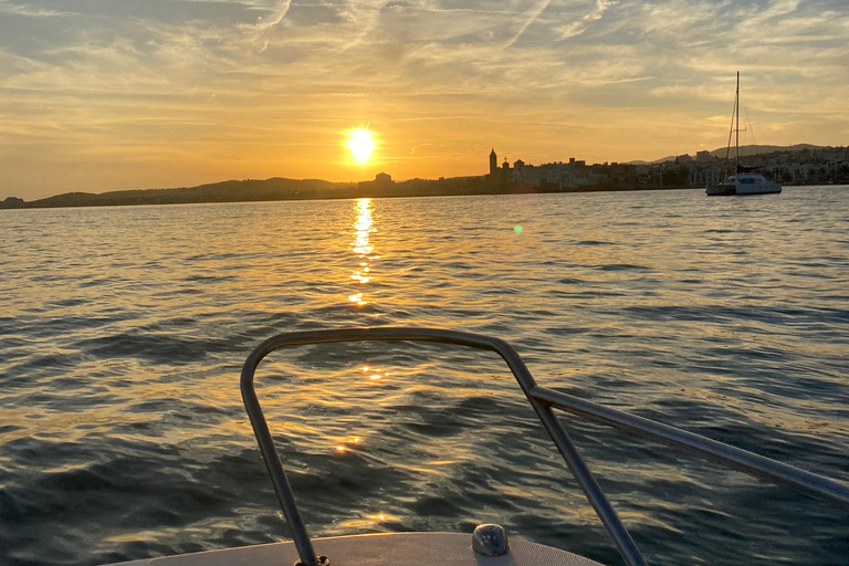 Sitges: Sailing & Sunset In Sitges Cava Included