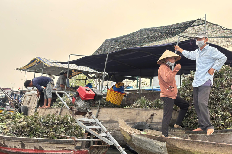 Can Tho: Floating Market, Canal, Cacao Farm & Mekong' Life Private tour with English speaking guide