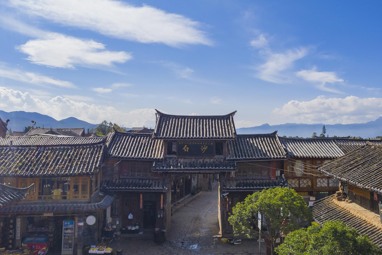 Lijiang : visite privative de Baisha, du village Naxi et des zones humides de LashiVéhicule privé et guide
