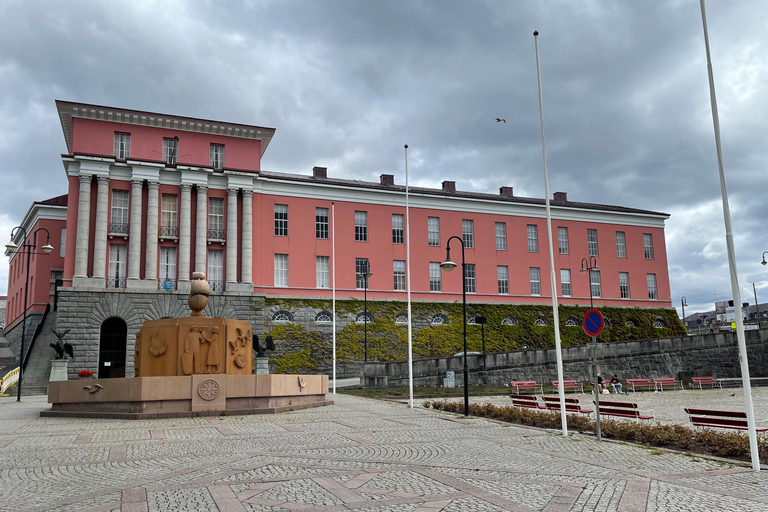 Haugesund: Guided Scenic Minibus tour of Haugesund