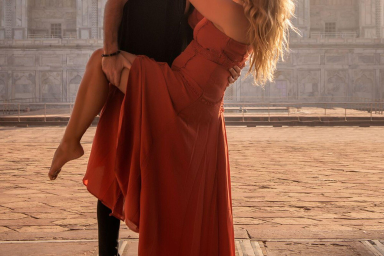 Taj Mahal sin colas y tour de la ciudad de Agra – Especial para parejasTour de la ciudad de Agra y el Taj Mahal con opción de guía