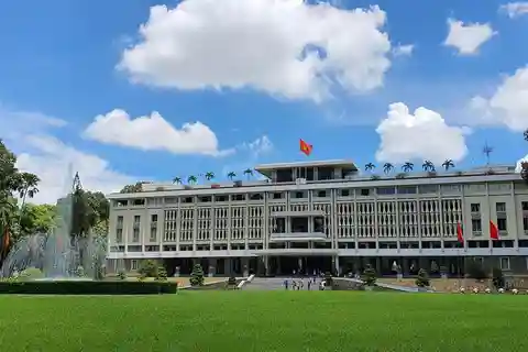 Tour de medio día por la ciudad histórica de Saigón Grupo/Privado