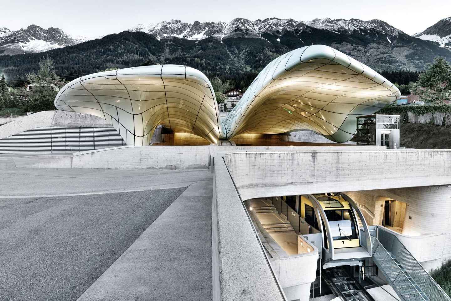 Hungerburg: Roundtrip Funicular Tickets from Innsbruck - Hungerburg: Roundtrip Funicular Tickets from Innsbruck