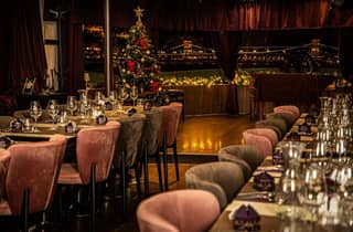 Budapest: Christmas Dinner & Lights with Live Piano Music
