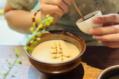 Shanghai: Chinese Tea Ceremony Experience