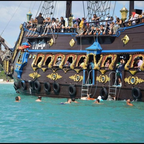 Visit Hammamet : Pirate boat trip with transfer in Hammamet, Tunisia
