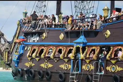 Hammamet : Excursion en bateau pirate avec transferts à l'hôtel