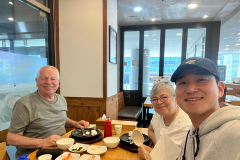 Busan: Private City Tour with Local Guide and Van