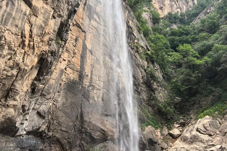 Guangzhou Baiyun Mountain: Skip-the-Line Entry Ticket