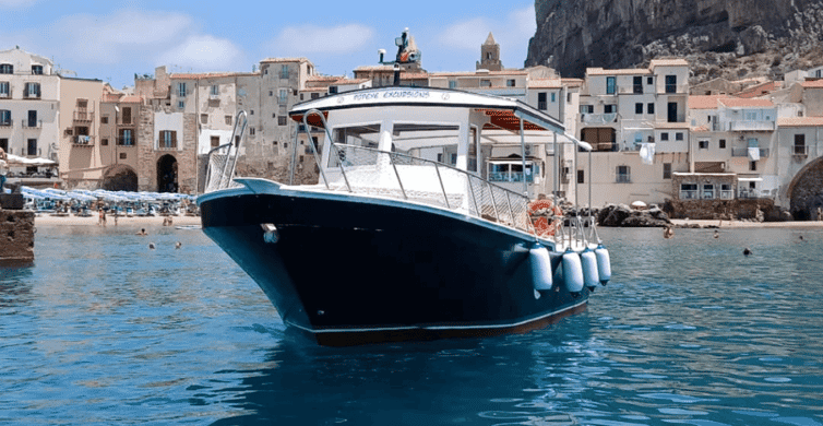 Coastal Sightseeing Cruise with Snorkeling and Aperitif