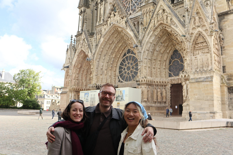 Paris: Champagne & Reims Day Trip with 3 Tastings