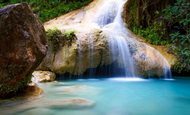 Visit Damajagua Waterfalls with Optional Ziplining Combo Tour in Cabarete