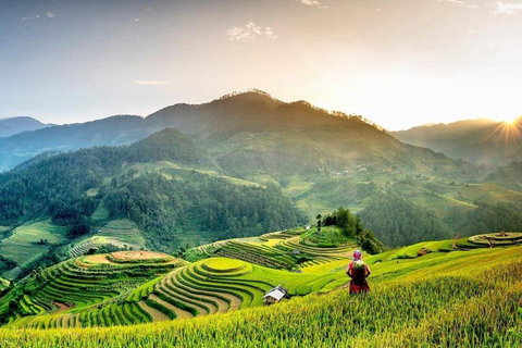 From Hanoi: Visit Sapa 3 Days & See The Terraced Fields Group Tour With A 4-Star Hotel