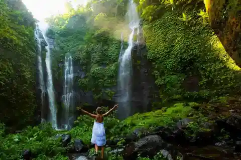 7 Hiden waterfalls and Luwak Coffee Visit