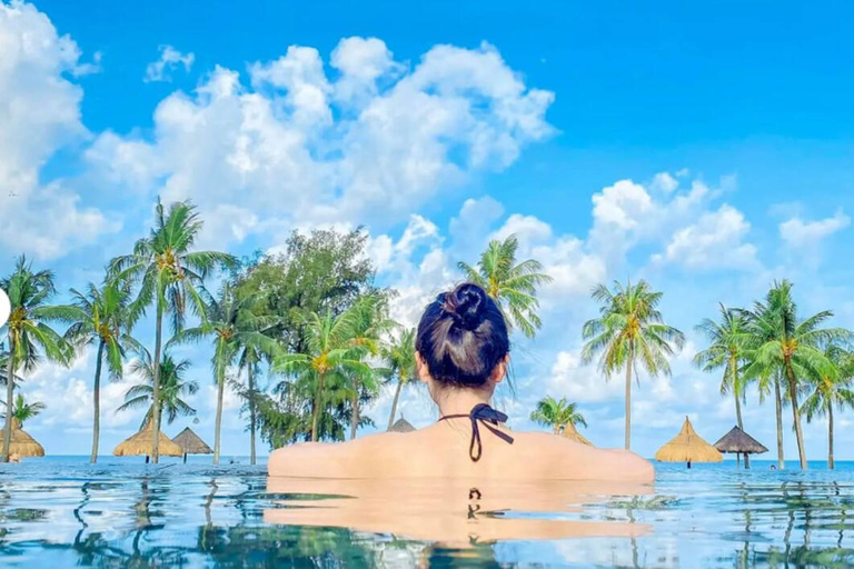 Phu Quoc: 2-Island Snorkeling Tour with Sunset BBQ Dinner