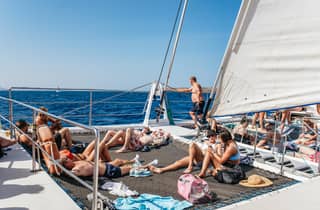 Lanzarote: Escursione di un giorno alle spiagge di Papagayo in catamarano