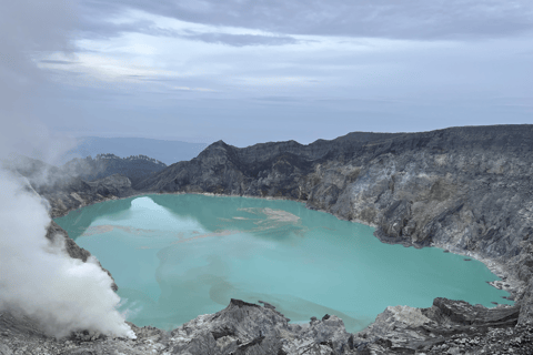 From Yogyakarta: 3-Day Mount Bromo & Kawah Ijen Tour Tour with Surabaya Drop-off