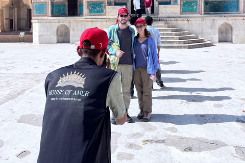 Jaipur: Amer City Heritage Walking Tour with Breakfast