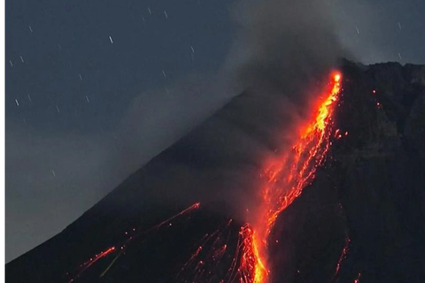 Yogyakarta: Merapi Volcano Lava View (All Inclusive) Hike: See Merapi’s Lava from the Hilltop