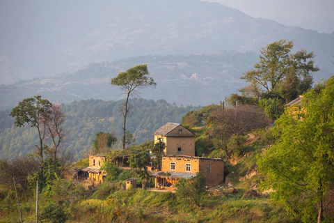 Ervaar Nagarkot Zonsopgang en Changu Narayan Dagwandeling