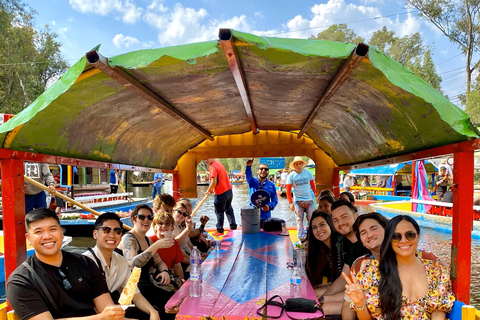 CDMX: Trajinera Party at Xochimilco Drinks, Music & Tacos