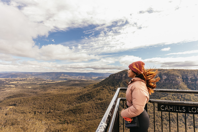 From Sydney: Blue Mountains, Scenic World All Inclusive Tour Pick-up 132 Castlereagh St, Sydney - 6:55 AM