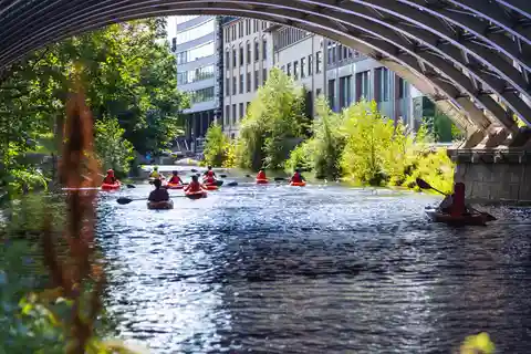 Akerselva River: Urban Paddling Adventure Kayak Tour