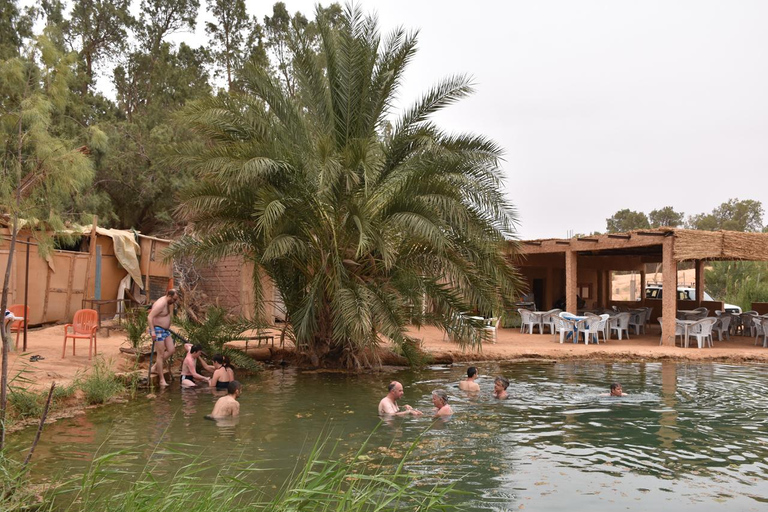 Kombinerad Ksar Ghilane &amp; Ksar Jouamaa öken 1 dagstur