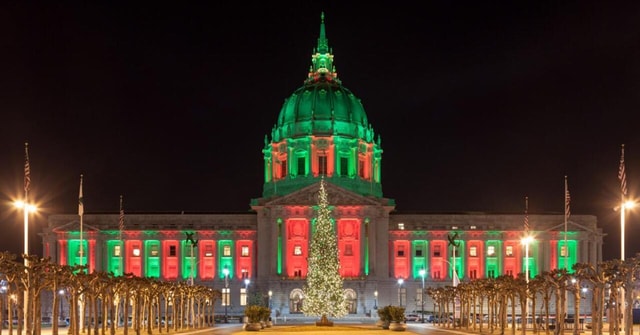 SF: Holiday Lights Tour with Ghirardelli Hot Chocolate