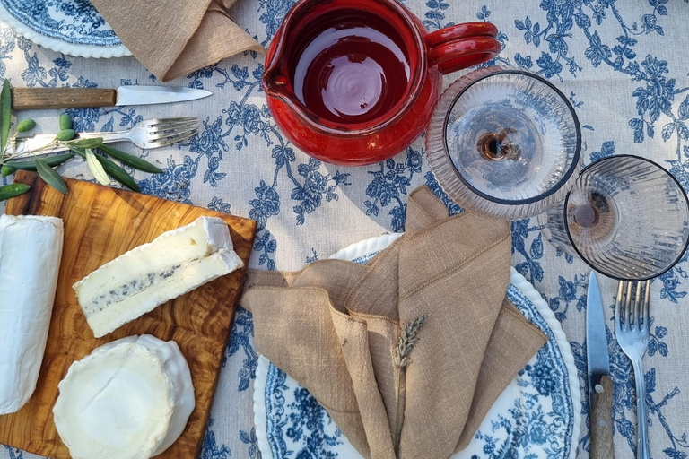 Vieux-Nice : Dégustation d&#039;huiles d&#039;olive, fromages et pains artisanaux