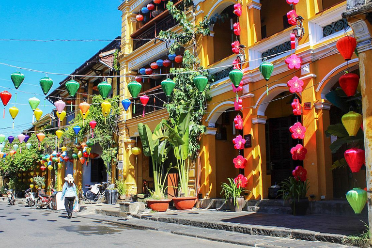 Hoi An Piesze zwiedzanie starego miastaWycieczka grupowa (maksymalnie 15 osób na grupę)