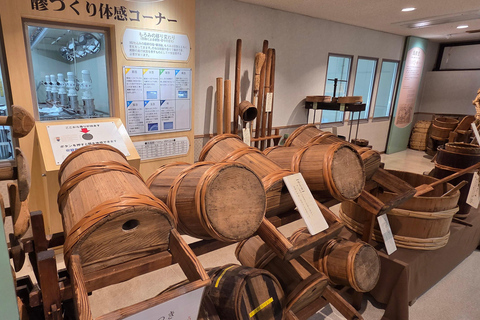 Osaka : visite privée d'une brasserie de saké avec dégustations