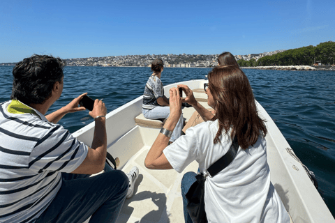 Nápoles: Tour en barco privado por la costa